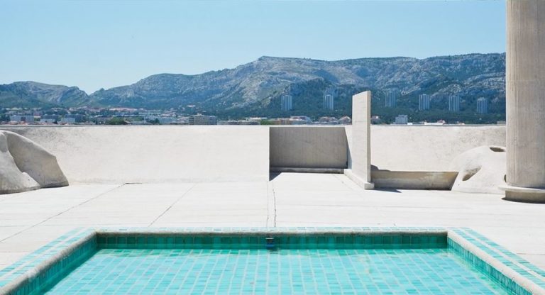 prix piscine en béton