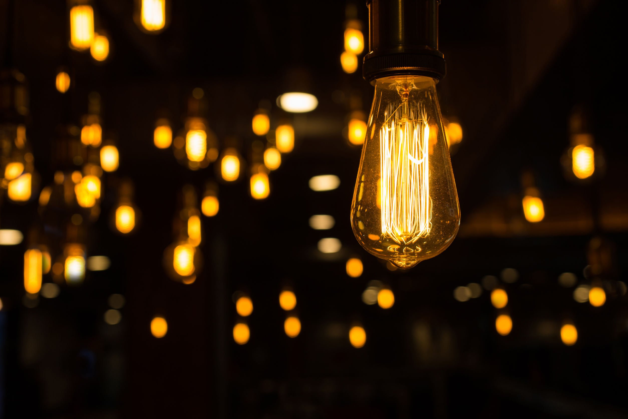 Lire la suite à propos de l’article Guide des prix d’une ampoule connectée