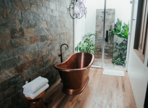 Lire la suite à propos de l’article Guide des prix de la rénovation de la baignoire