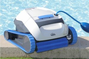 Lire la suite à propos de l’article Quels sont les avantages d’un robot pour piscine ?